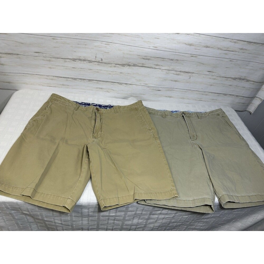 2 PAIR TOMMY BAHAMA Shirt Co. SIZE 38 Mens Casual Chino Shorts beach hawaiian